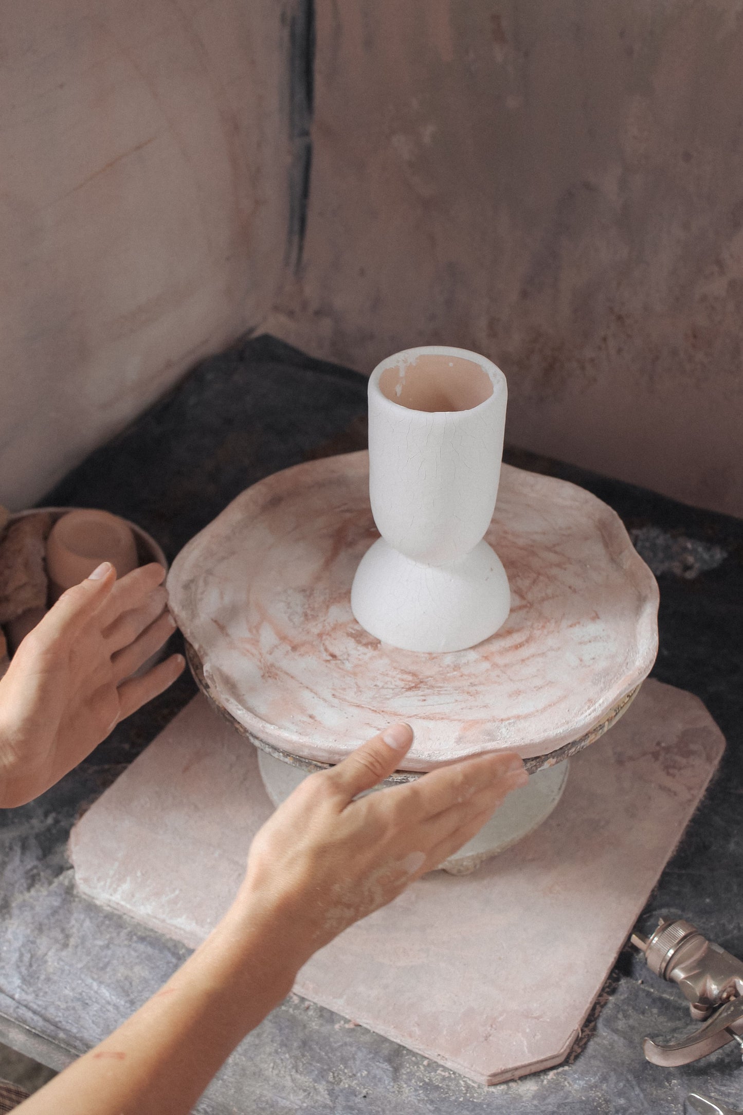 Aura Scented Ceramic Candle