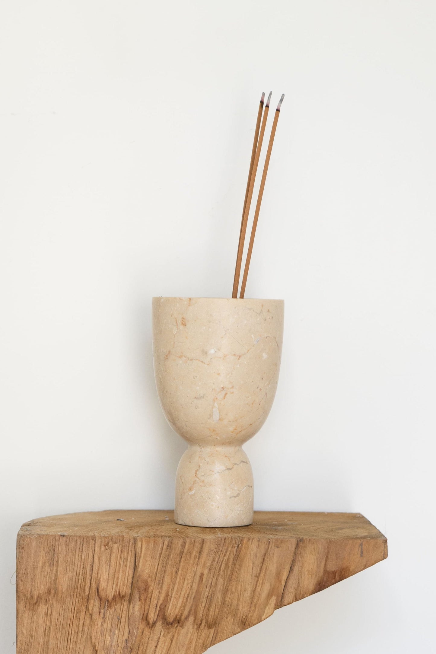 Ritual Marble Holder