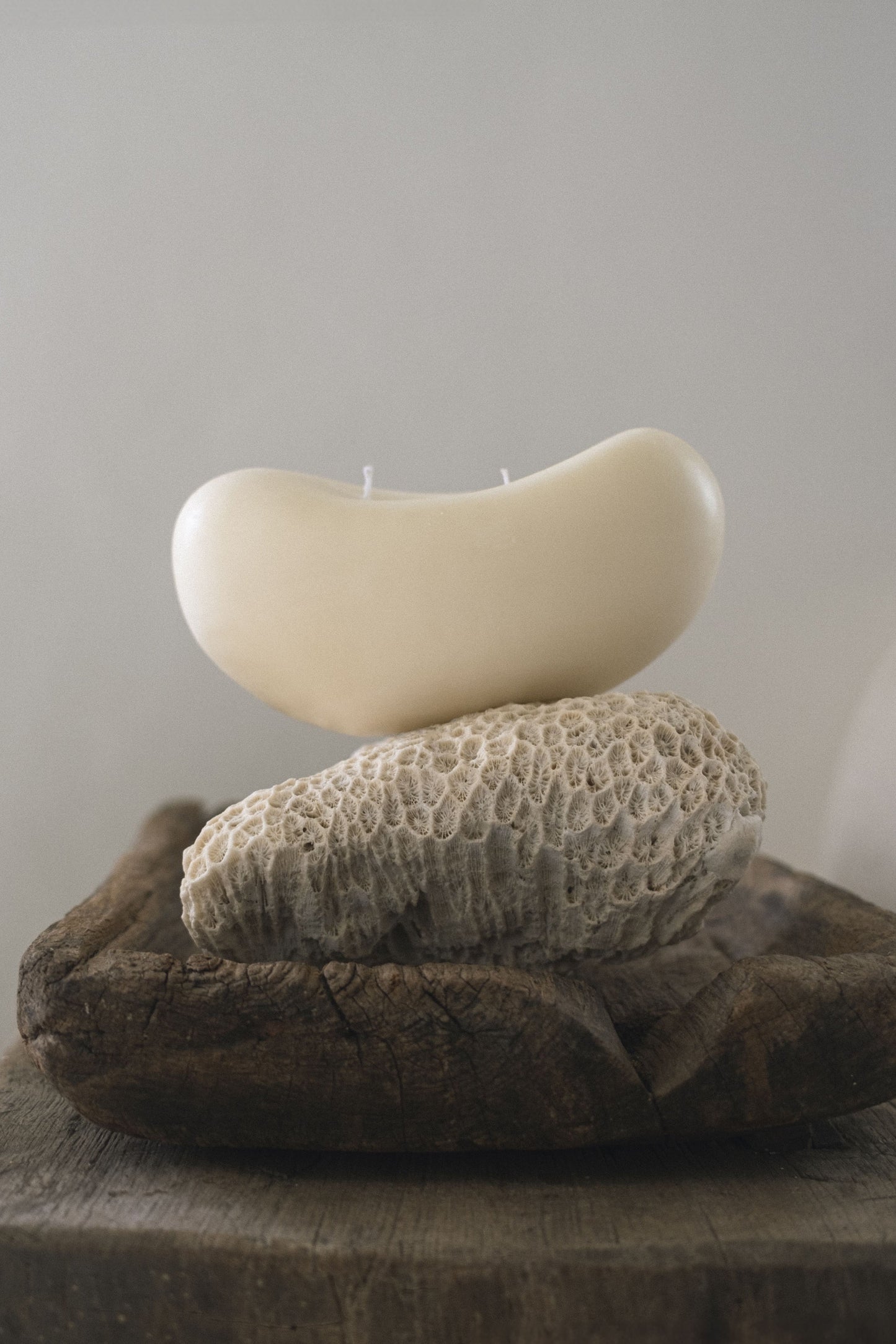 Nesoi Scented Candle