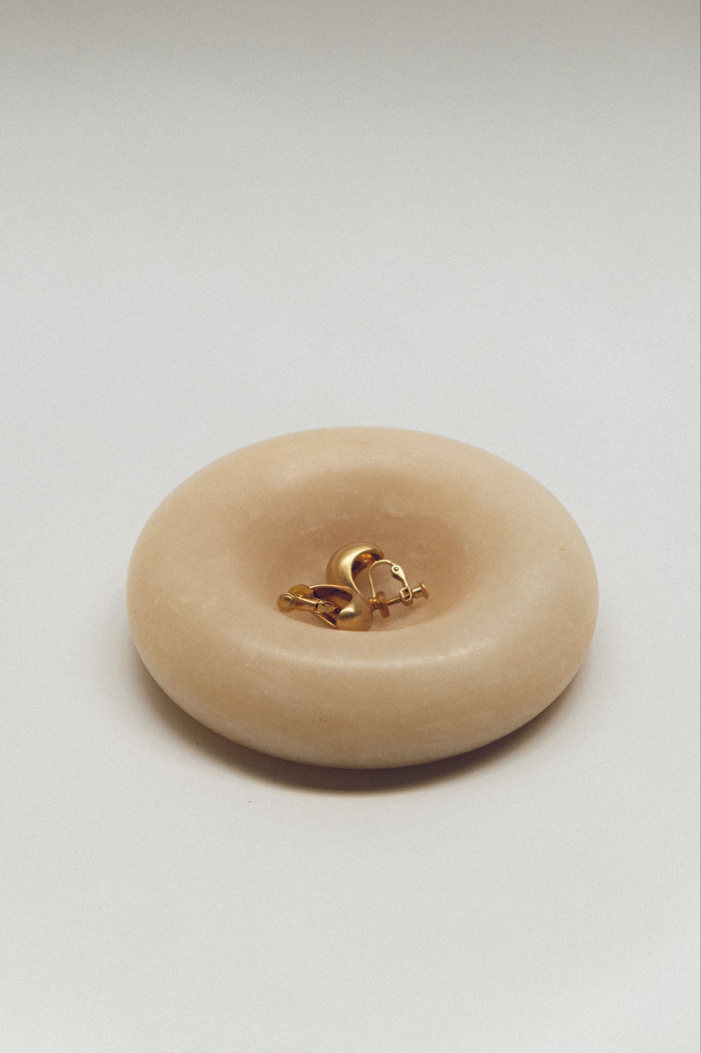 Basic Onyx Catchall