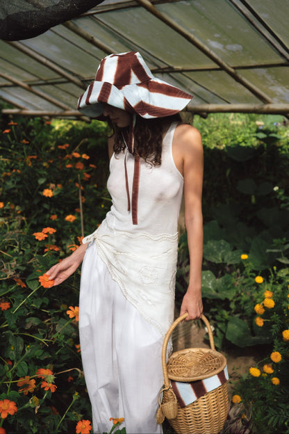 Of-White Tomatoes & Peas Linen Scarf