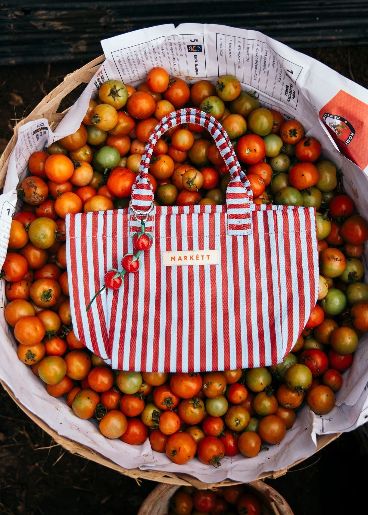 Tomato Keychain – ALAMÍ STUDIO